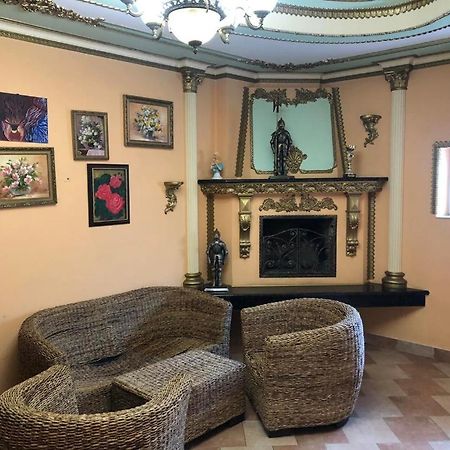 Hotel Nikolet ムカチェヴォ エクステリア 写真