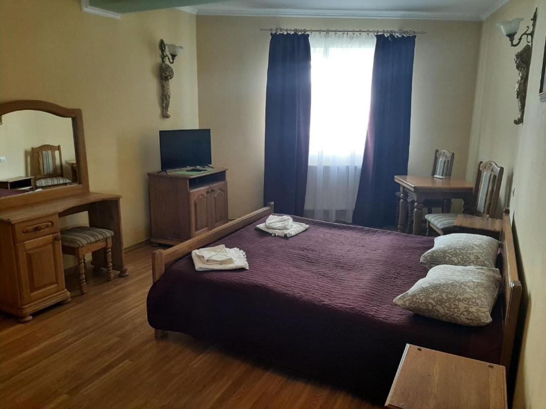 Hotel Nikolet ムカチェヴォ エクステリア 写真