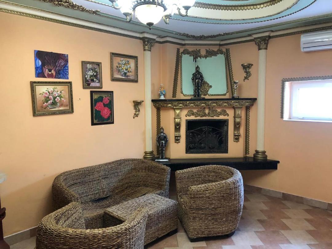 Hotel Nikolet ムカチェヴォ エクステリア 写真